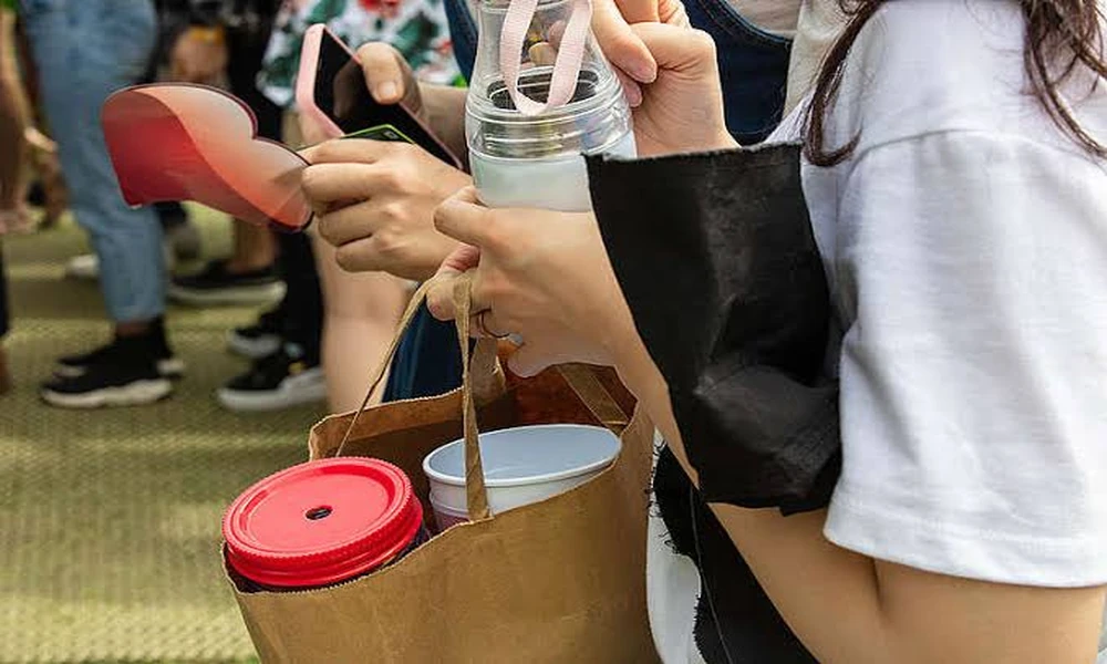 How Reusable Event Materials Can Cut Waste Without Hurting Guest Experience